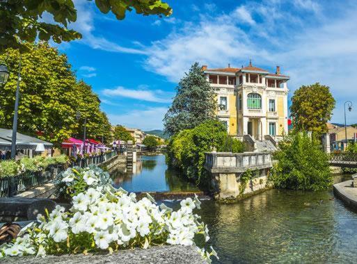 Gite En Provence Proche Avignon Sauveterre  Exteriér fotografie